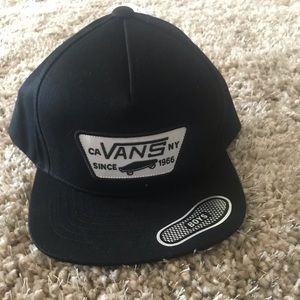 NWT Vans Boys SnapBack Hat
